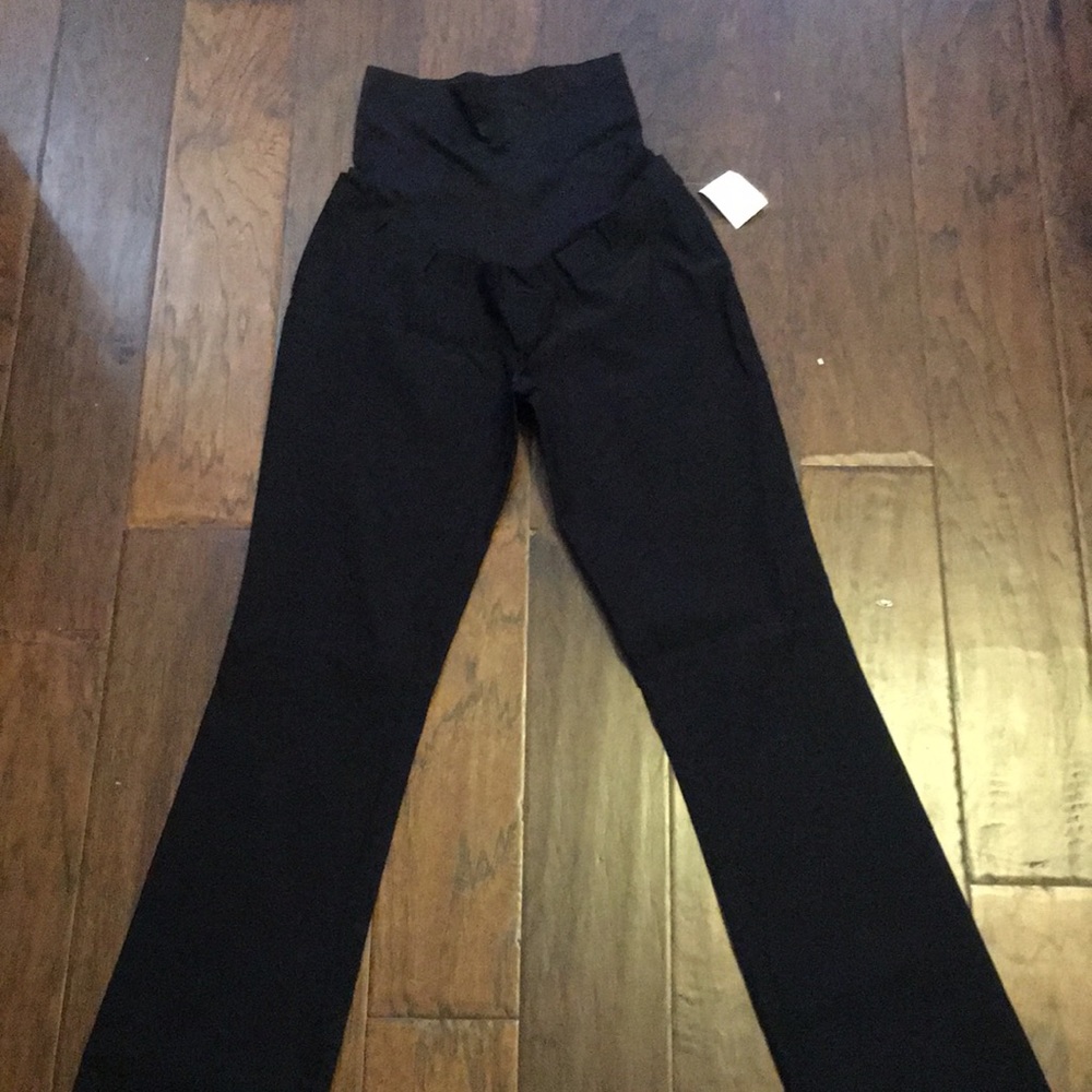 Maternity pant size 4